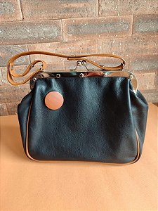 Bolsa da Vovó em Couro Preto