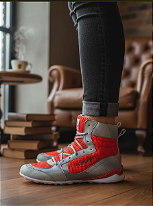 Bota de Treino Laranja com Cinza