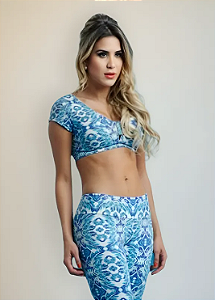 Top Cropped Fivela Estampado