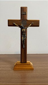Crucifixo de mesa/parede em Ouro Velho