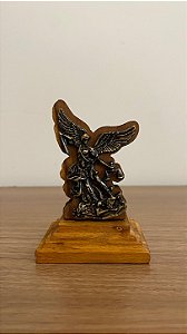 Estatueta São Miguel (mini) base Madeira
