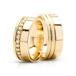 PAR DE ALIANÇAS 8MM E 20 PEDRAS DE ZIRCÔNIA - NORUEGA - OURO 18K