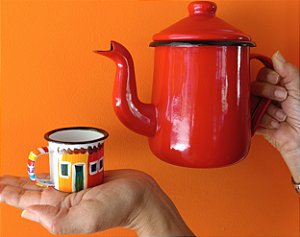 Caneca pequena pintada à mão