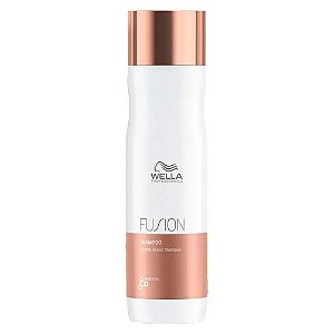 Wella Professionals Fusion Shampoo 250ml