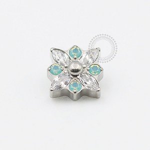 TN596 Topo Flor Com 4 Navetes CZ E Opalite Green Titânio