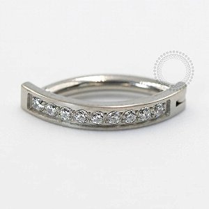 TN728 Navel Belly Clicker Zircônia Cubica Cravejado Titânio