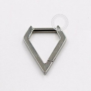 TN1093 Segmento Triangular Titanio ASTM F136