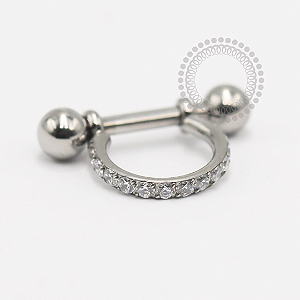 TN1875 Argola Conch Cravejada Titânio ASTM F-136