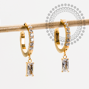 TN2165 Brinco Argola CZ Pingente Baguete Titânio PVD Gold