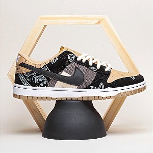 Tênis Dunk Low Travis Scott Cactus Jack