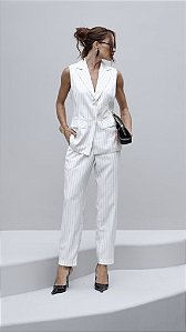 CONJUNTO GISELE CALÇA + MAX COLETE EM ALFAIATARIA