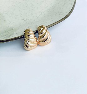 BRINCO CROISSANT MEDIO BANHO OURO 18K