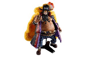 Marshall D. Teach Four Emperors One Piece S.H. Figuarts Bandai Original