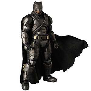 Batman Armored Batman vs Superman A Origem da Justiça Dc Comics Mafex 23 Medicom Toy Original