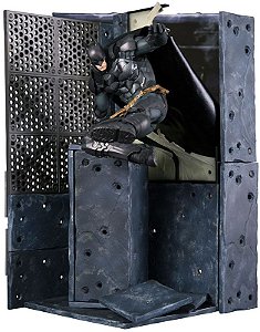 Batman Arkham Knight  Artfx+ Easy Assembly Kit Kotobukiya Original