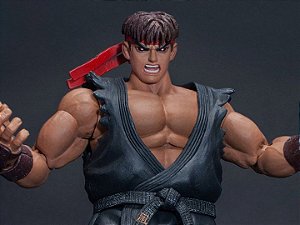 Evil Ryu Street Fighter II Ultra Storm Collectibles Original