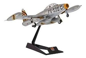 Miniatura Republic F-84E Thunderjet 1/72 - Easy Model 37106