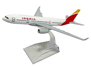 Miniatura Airbus A330-200 Iberia - 16 cm