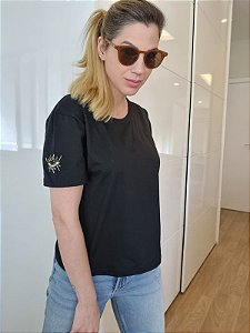 T-SHIRT BÁSICA MINI OLHO GREGO PRETA