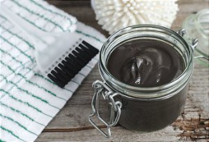 Máscara de Argila Preta (Ação Desintoxicante) - 60g