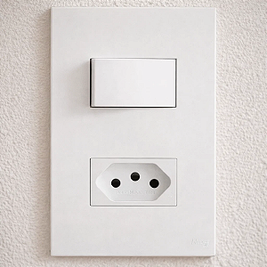 CJ INTERRUPTOR PARALELO + TOMADA 10A 4X2 - RECTA BRANCO SATIN FOSCO