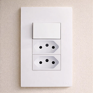 CJ INTERRUPTOR SIMPLES + TOMADA DUPLA 20A 4X2 - RECTA BRANCO SATIN FOSCO