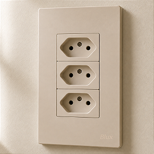 CJ TOMADA TRIPLA 20A 4X2 - RECTA AREIA SATIN FOSCO