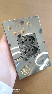 CJ TOMADA DUPLA 10A 4X2 - RECTA ESPELHADA FUME (MODULOS HOME GRAFITE) - BRG11202-1EF