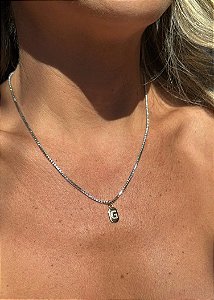 COLAR LETRA RIVIERA DOIS BANHOS