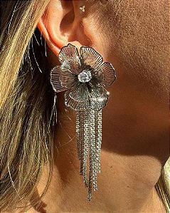 BRINCO FLOR COM MINI CRISTAIS PENDULO R.B