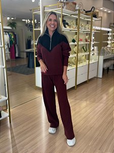 CONJUNTO BLUSA E CALÇA GOLA ZIPER MARSALA PRETO