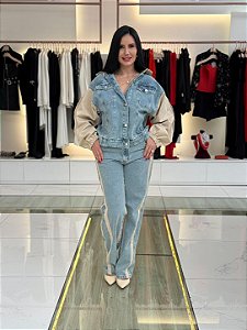 CALÇA JEANS RETA COM RECORTE ESTILO SPORT COM LISTRA NYLON LATERAL