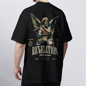 CAMISETA OVERSIZED PRETA REVELATION