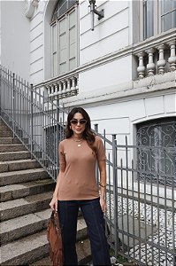 Blusa Canelada Manga Curta