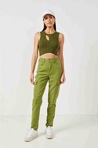 TOP CANELADO VERDE COLCCI