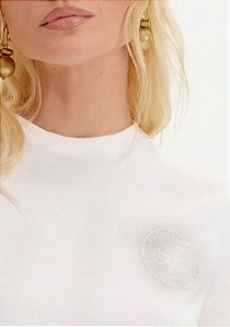 T-SHIRT MANGA CURTA COM BORDADO OFF LP