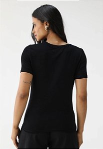 T-SHIRT BABY LOOK PRETO LANÇA PERFUME