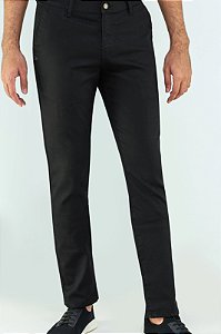 CALCA ESSENCIAL SLIM COLOR PRETO OGOCHI