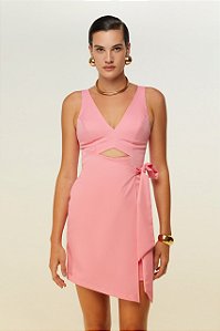 VESTIDO CURTO COM CUT OUT E AMARRACAO ROSA DIMY