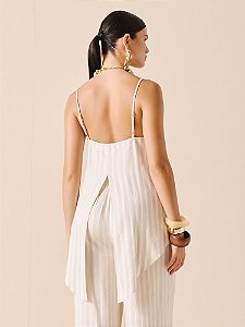 BLUSA FEMININA COM BABADOS COSTAS - CRU/OFF/DOURADO