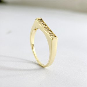 Anel Design Retangular Cravejado com Zircônias - Banhado em Ouro 18k