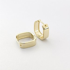 Brinco Click Quadrado – Banhado em Ouro 18K