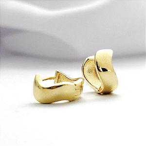 Brinco Argola Ondulado Orgânico – Banhado em Ouro 18K