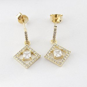 Brinco Palito com Pingente Quadrado Cravejado com Zircônias - Banhado em Ouro 18k