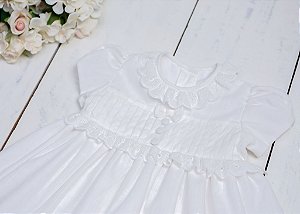 Vestido Bebê Bordado Inglês Botões e Laço