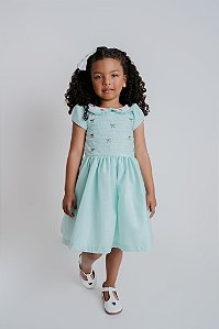 Vestido Infantil Verde Claro com Rococó de Cereja Bordado