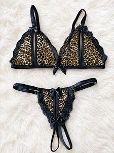 Conjunto Personalizado Sapeka com abertura na calcinha e sutia Oncinha