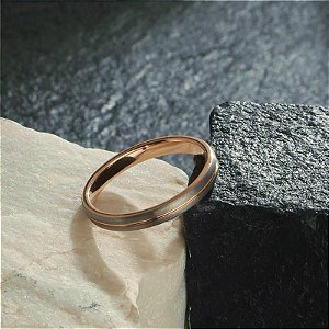 ANEL DE TUNGSTENIO ESCOVADO COM FILETE ROSE