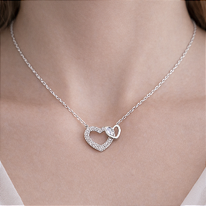 Colar Coração com Zircônias - Prata 925