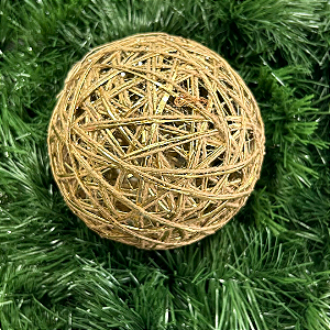 BOLA DECORADA NATAL DOURADO 15CM